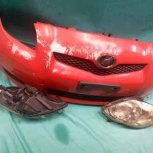 VITZ NCP95 Nosecut