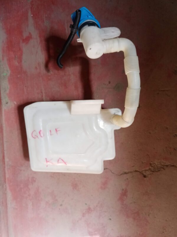 Volkswagen Golf 5/ Golf 6 Wiper Washer Tank