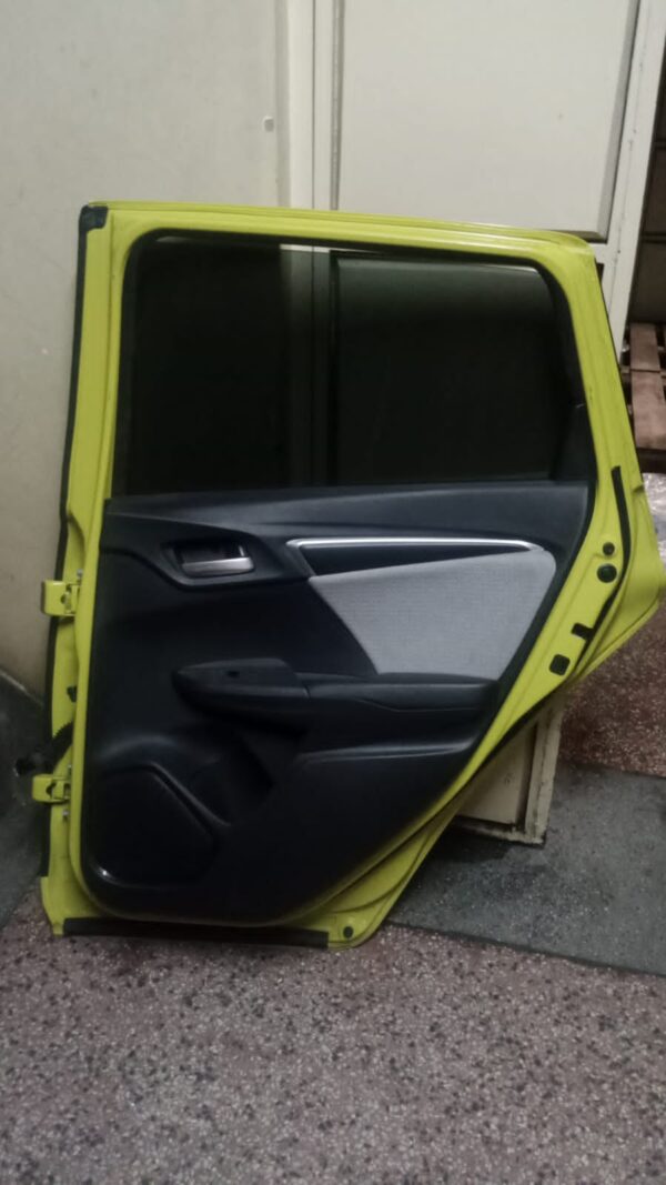 REARDOOR HONDA FIT - Image 2