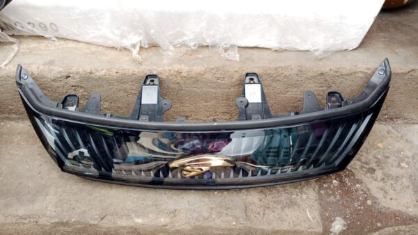 GRILLE TOYOTA HARRIER NEW MODEL